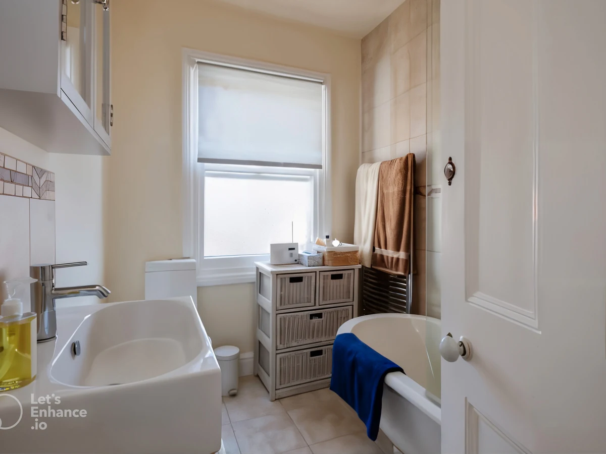 bathroom-painting-small-victorian-bathroom-plymouth-painters Bathroom Painting Small Victorian Bathroom by Plymouth Painters in Plymouth