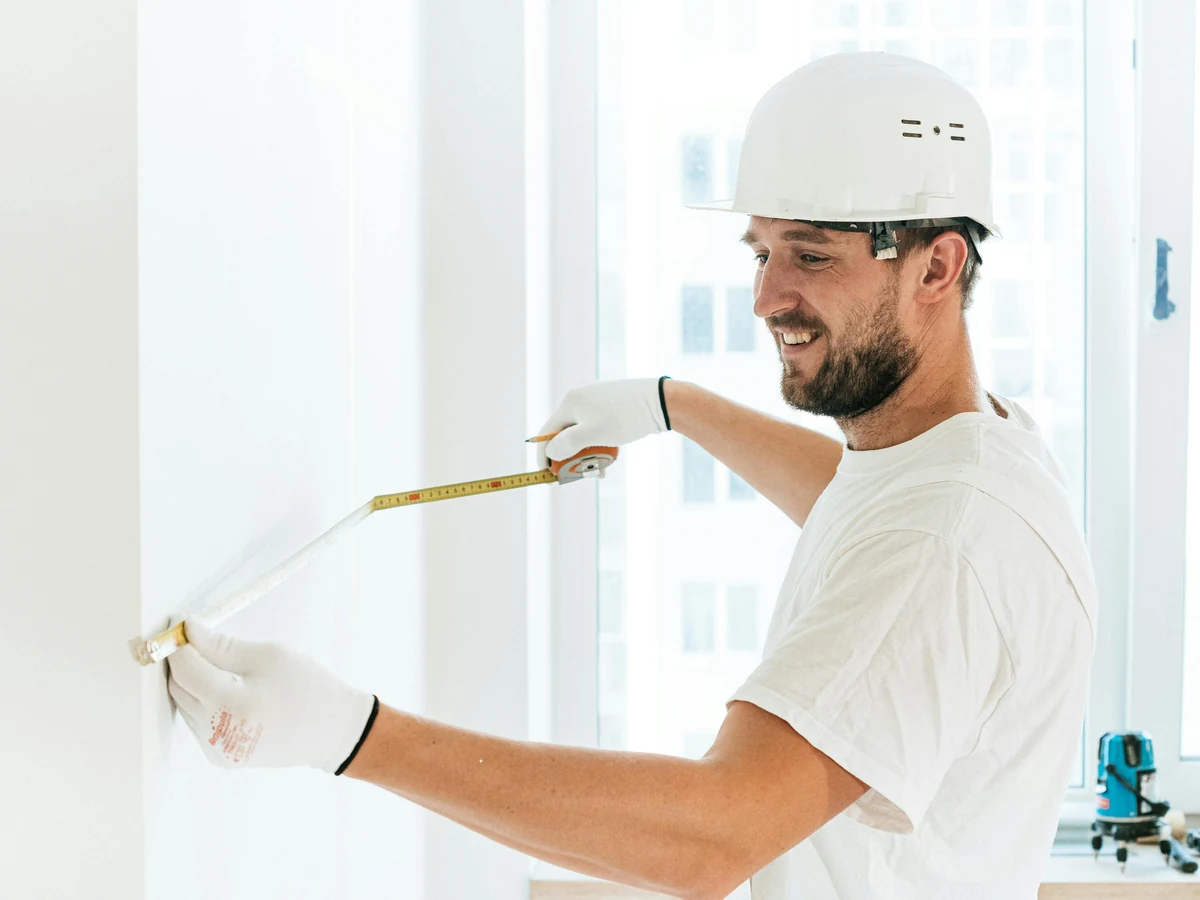 painting-decorating-tradesman-hard-hat-plymouth-painters Painting Decorating Tradesman Hard Hat by Plymouth Painters in Plymouth